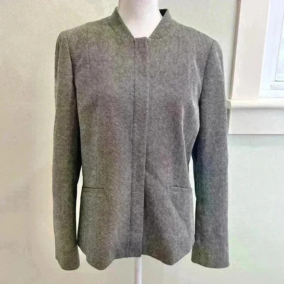 Talbots Luxe Knit Black & White Herringbone Stand Collar Zip Front Blazer - Picture 5 of 12